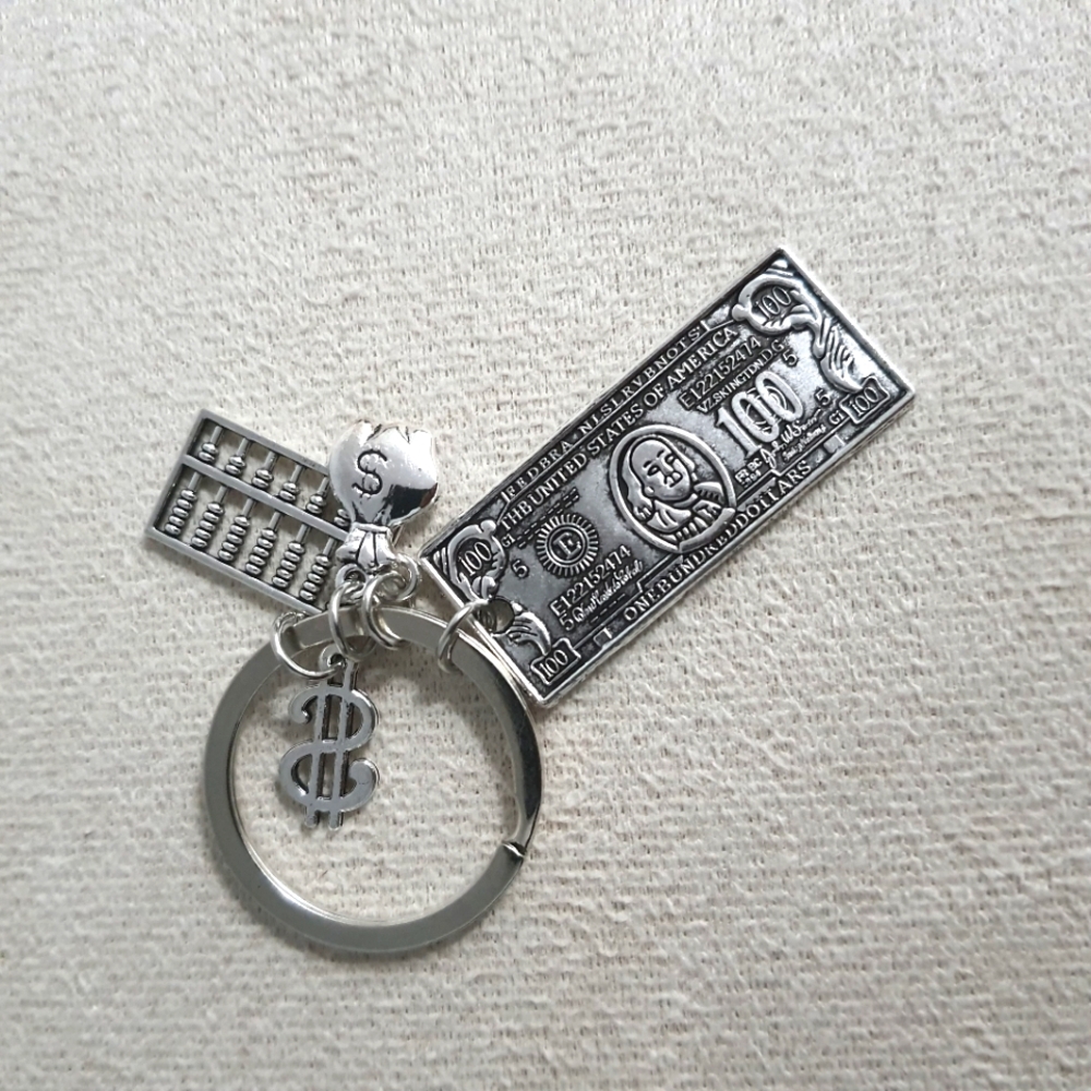 Silver Money Keychain - Picture 1 of 3